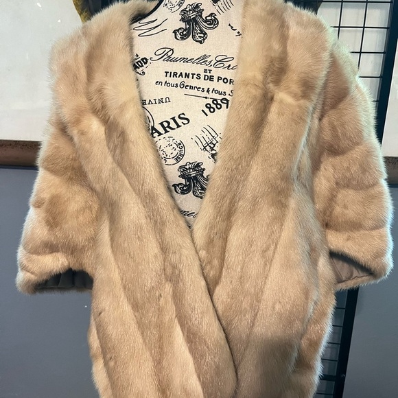 mable’s furs Jackets & Blazers - Elegant Mink Tan Fur Shawl Wrap